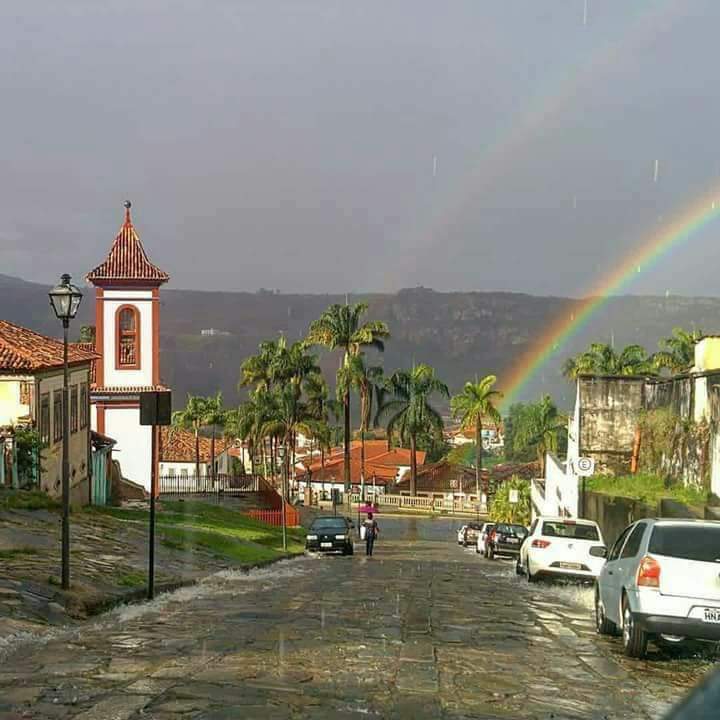 POR DENTRO DE DIAMANTINA - CIDADE NATAL